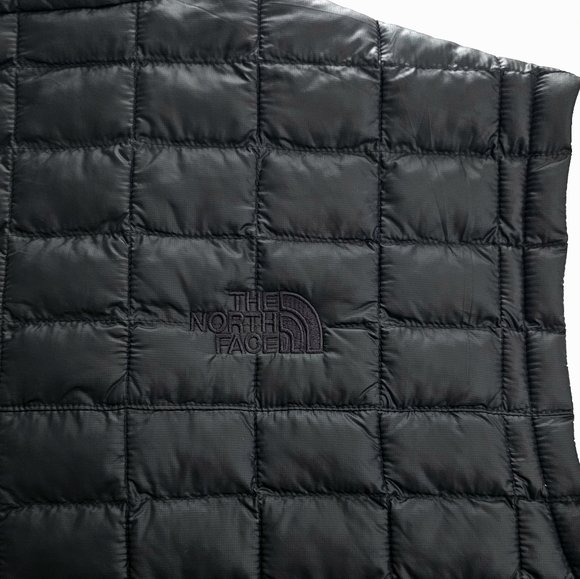 Men's North Face Eco Thermoball Vest Sz XL - Picture 6 of 6